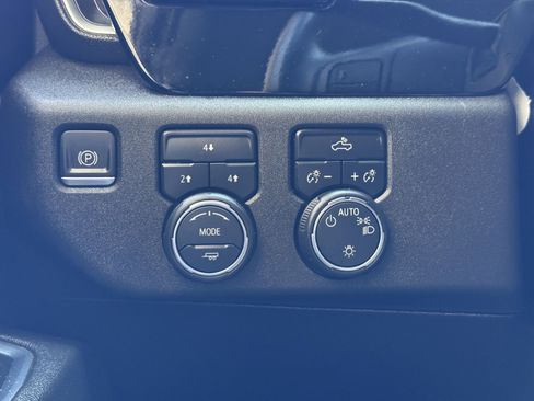 Certified 2024 Chevrolet Silverado 2500 LT image 26