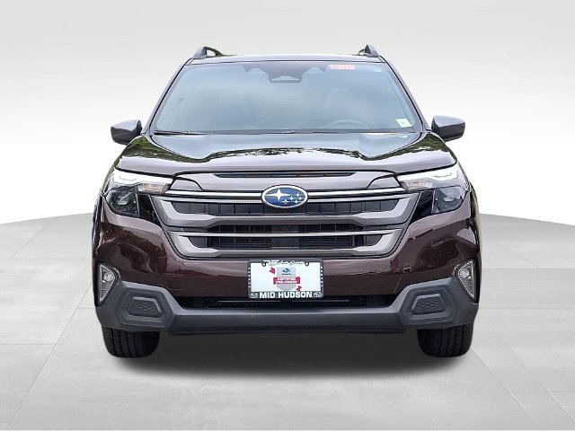 Used 2026 Subaru Forester Premium AWD/4WD image 2