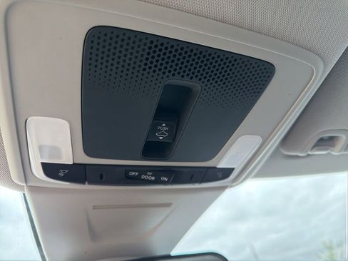 Used 2023 Honda Civic EX image 12