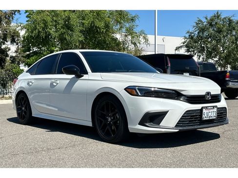 Used 2024 Honda Civic Sport image 8