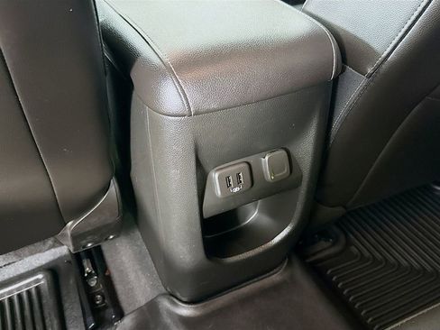 Used 2021 Chevrolet Colorado ZR2 w/ ZR2 Dusk Special Edition AWD/4WD image 27