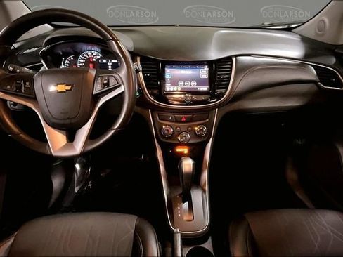 Used 2022 Chevrolet Trax LT w/ Driver Confidence Package AWD/4WD image 19