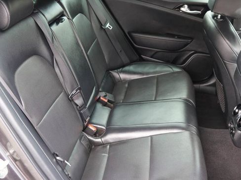 Used 2021 Kia Stinger GT-Line image 17