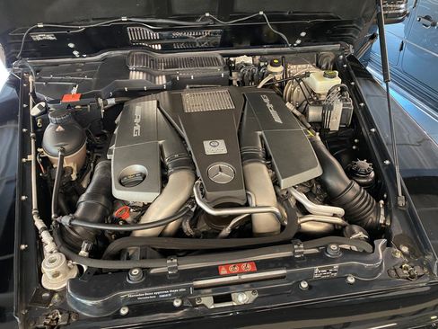 Used 2016 Mercedes-Benz G 63 AMG 4MATIC image 32