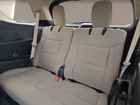 Used 2021 Ford Explorer XLT RWD image 14