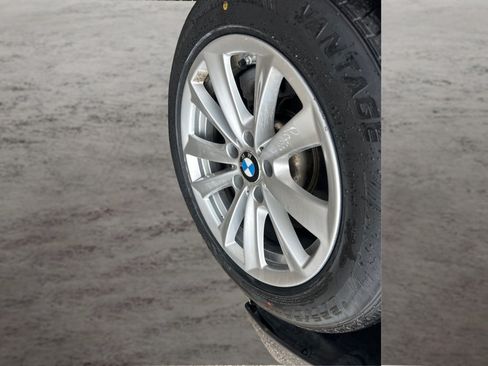 Used 2014 BMW 528i xDrive Sedan AWD/4WD image 17