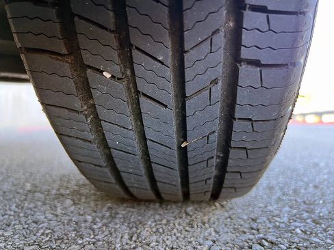 Used 2010 Toyota Prius Four image 50