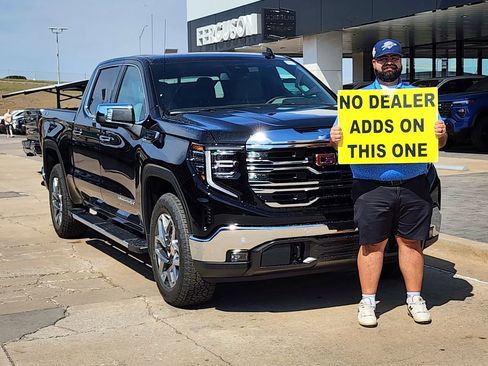 New 2026 GMC Sierra 1500 SLT w/ SLT Premium Plus Package AWD/4WD image 1