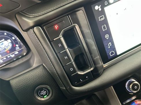 Used 2022 GMC Yukon XL Denali w/ Max Trailering Package image 18