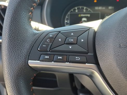 Certified 2023 Nissan Kicks SR FWD image 20