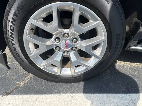 Used 2019 GMC Yukon SLE w/ SLE Value Package AWD/4WD image 7