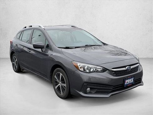 Used 2023 Subaru Impreza Premium image 3