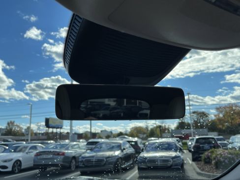 Certified 2022 Mercedes-Benz GLS 450 4MATIC image 27