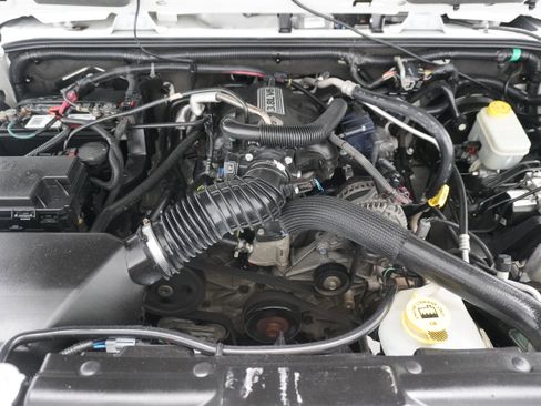 Used 2011 Jeep Wrangler Sahara w/ Connectivity Group image 25