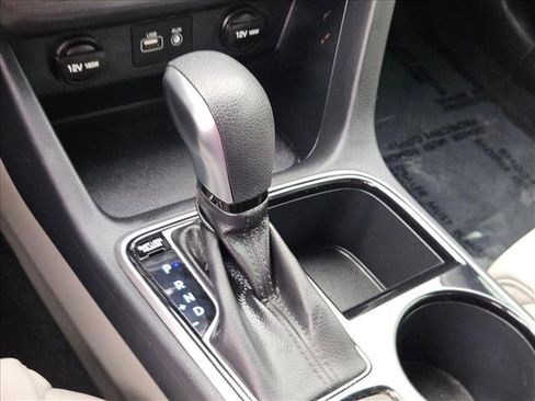 Used 2019 Hyundai Sonata SE image 11