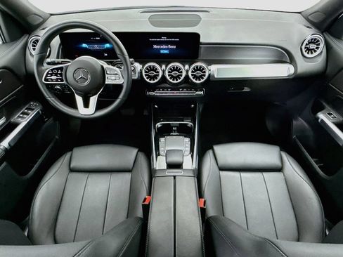 Used 2023 Mercedes-Benz GLB 250 image 13