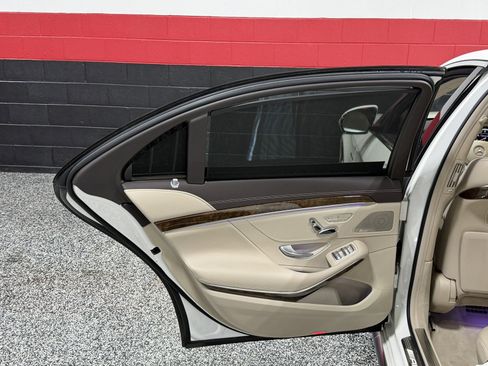 Used 2015 Mercedes-Benz S 63 AMG 4MATIC Sedan w/ Driver Assistance Package image 40