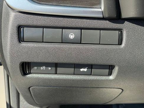 Used 2023 Nissan Rogue SL w/ SL Premium Package AWD/4WD image 15