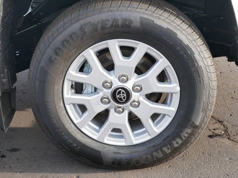 New 2025 Toyota Tacoma SR5 AWD/4WD image 4
