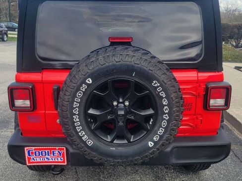 Used 2020 Jeep Wrangler Unlimited Sport image 4