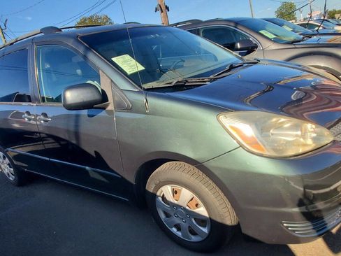 Used 2004 Toyota Sienna LE image 3