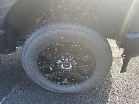 New 2026 Ford F250 Lariat w/ Black Appearance Package image 11