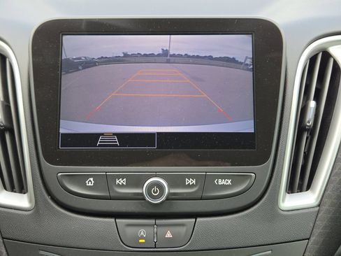 Used 2021 Chevrolet Malibu RS FWD image 13