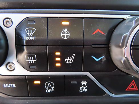 Certified 2023 Jeep Wrangler Unlimited Sport AWD/4WD image 5