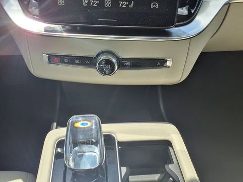 New 2026 Volvo XC90 T8 Ultra w/ Protection Package Premier AWD/4WD image 26