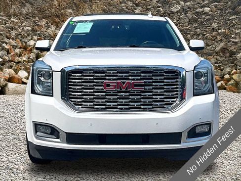 Used 2020 GMC Yukon Denali w/ Denali Premium Package AWD/4WD image 3