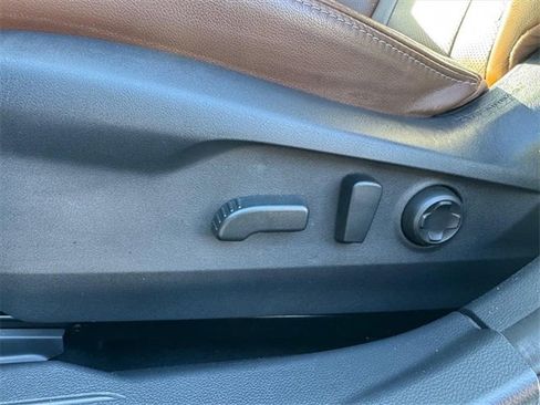 Used 2024 Subaru Outback Touring w/ Popular Package #2 image 16