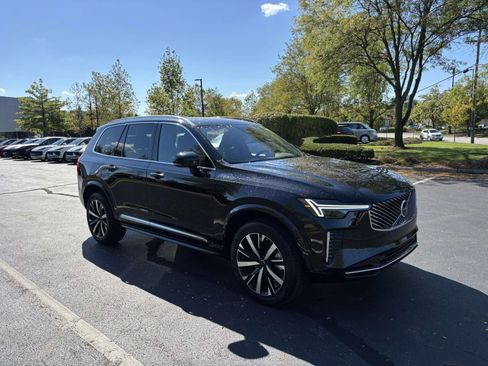 New 2026 Volvo XC90 B5 Core w/ Protection Package Premier image 1