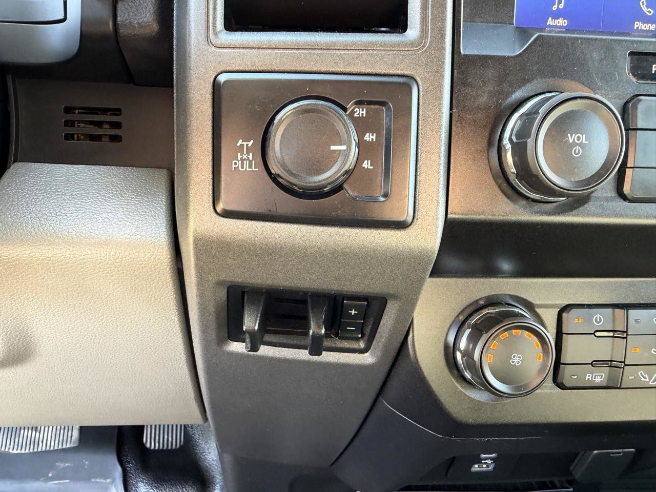 Used 2021 Ford F250 XL w/ STX Appearance Package AWD/4WD image 27