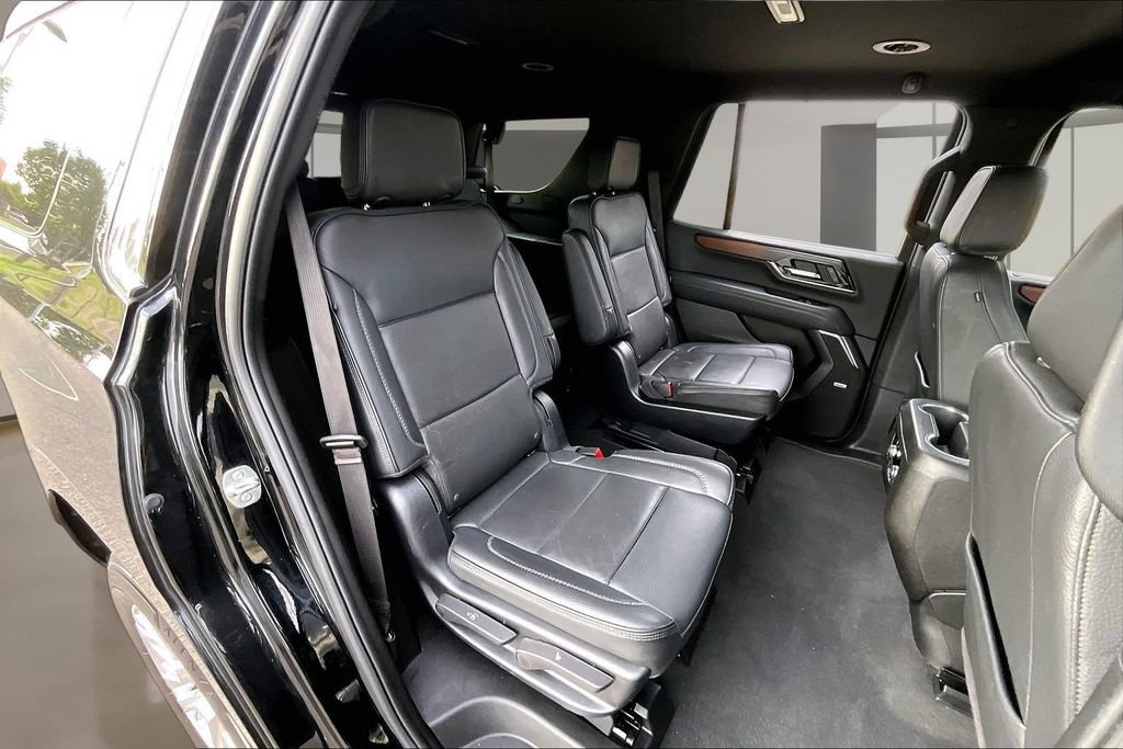 Used 2025 GMC Yukon Denali AWD/4WD image 29