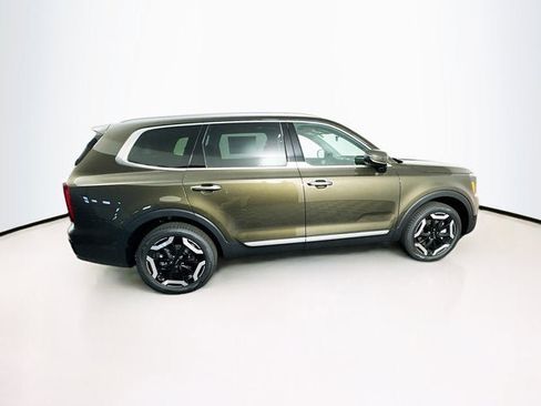 New 2025 Kia Telluride S image 4