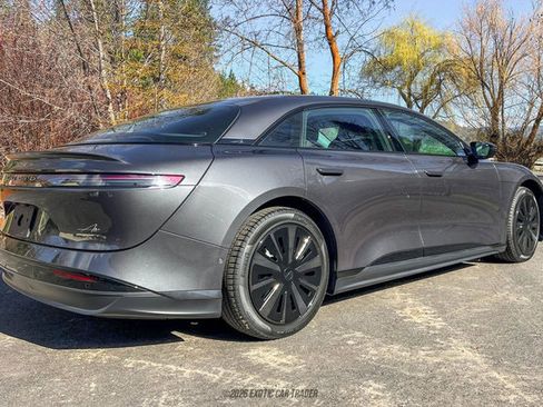 Used 2025 Lucid Air Grand Touring image 8