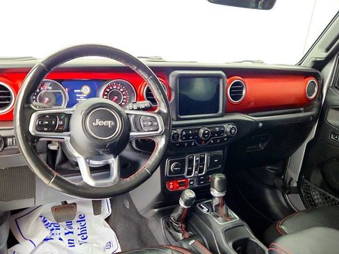 Used 2018 Jeep Wrangler Unlimited Rubicon AWD/4WD image 12