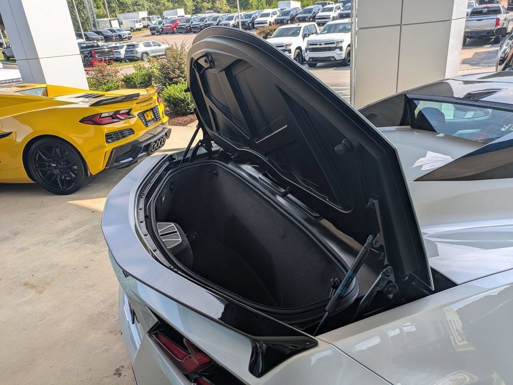 New 2027 Chevrolet Corvette Stingray Convertible w/ 2LT RWD image 27