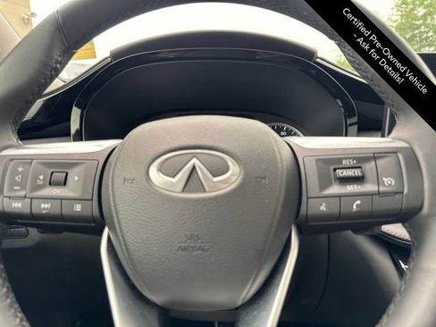 Certified 2025 INFINITI QX60 Pure AWD/4WD image 17