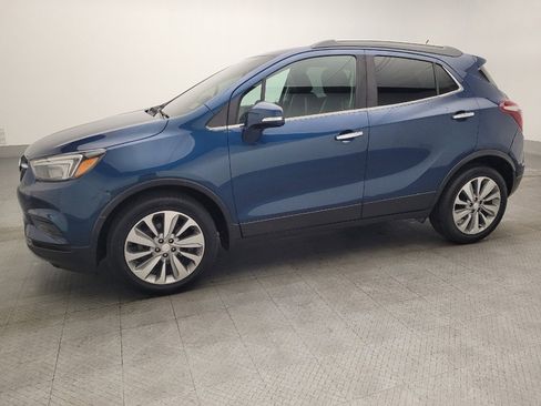 Used 2019 Buick Encore Preferred FWD image 2