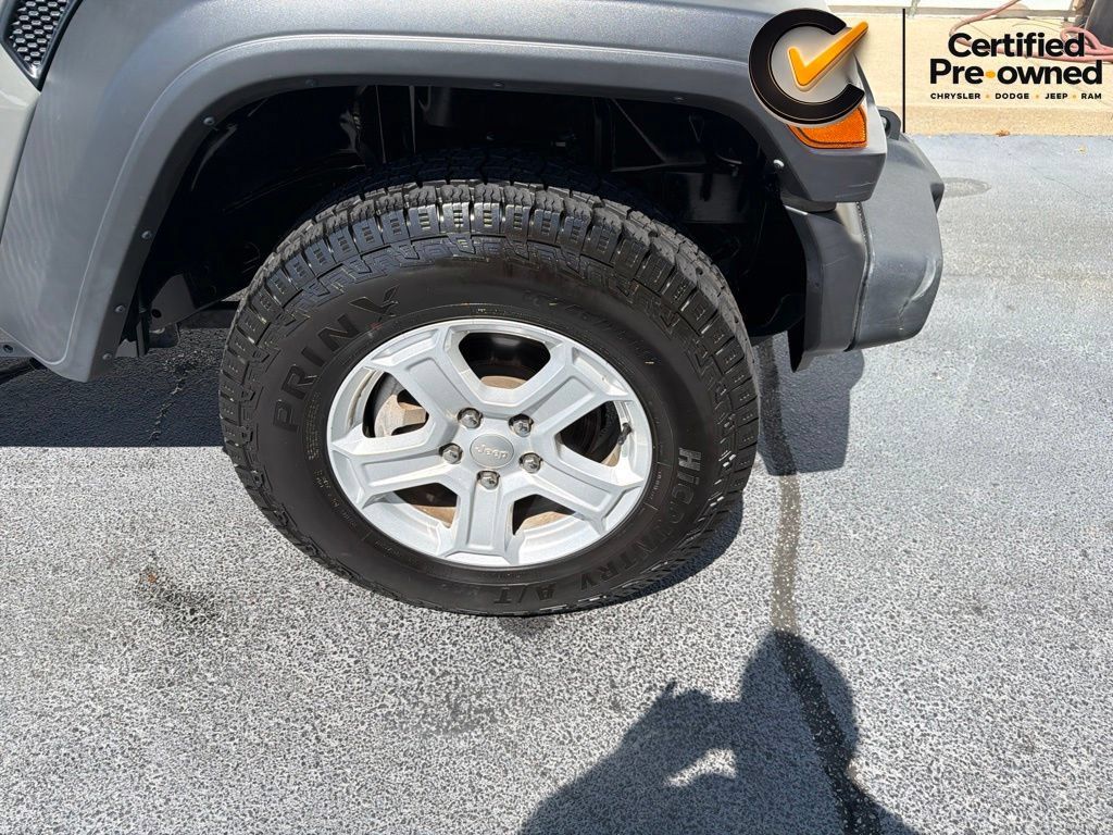 Certified 2022 Jeep Wrangler Unlimited Sport AWD/4WD image 16