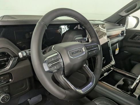 New 2026 GMC Yukon XL Denali w/ LPO, Floor Liner Package image 20