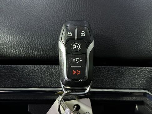 Used 2015 Ford F150 Lariat w/ Equipment Group 502A Luxury AWD/4WD image 35