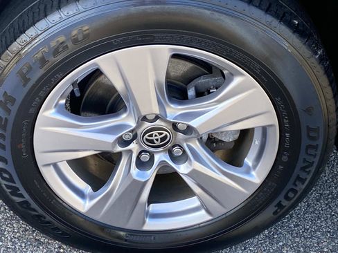 Used 2023 Toyota RAV4 XLE image 29