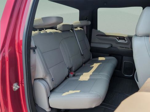 Used 2023 Chevrolet Silverado 1500 LT RWD image 35