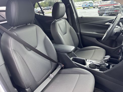 Used 2023 Buick Encore GX Preferred w/ Cold Weather Comfort Package image 32