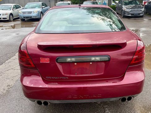 Used 2006 Pontiac Grand Prix w/ Sun And Sound Package FWD image 6