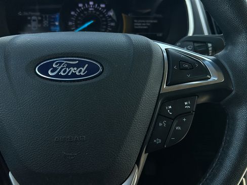 Used 2019 Ford Edge SEL w/ Equipment Group 201A FWD image 26