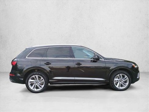 Used 2023 Audi Q7 2.0T Premium Plus w/ Premium Plus Package AWD/4WD image 4