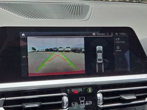 Used 2019 BMW 330i Sedan w/ Premium Package image 18